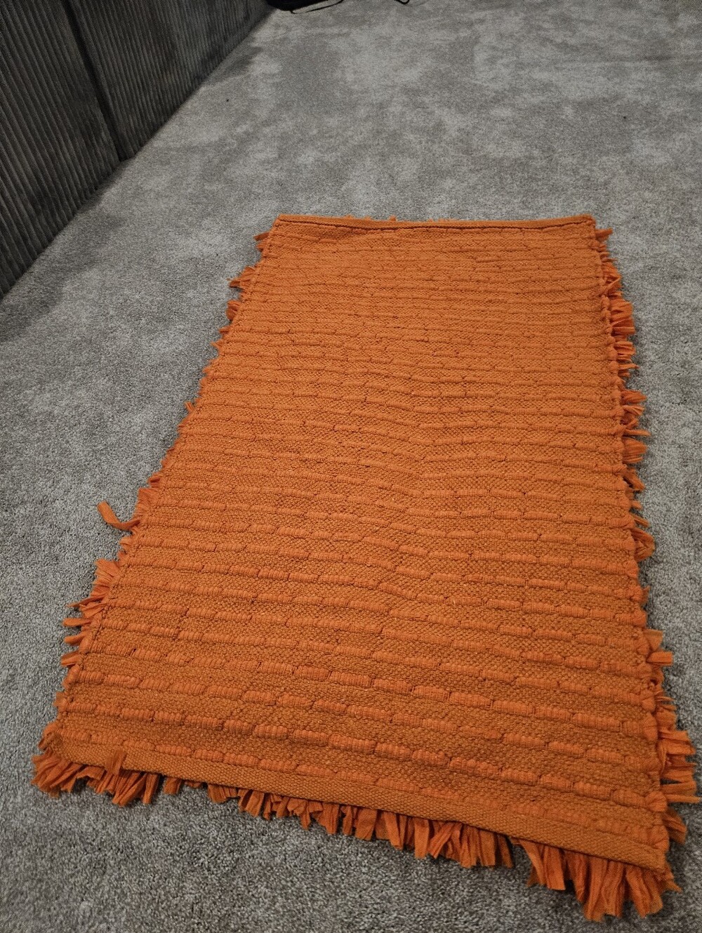Orange Shaggy Rug - Picture 3 of 5